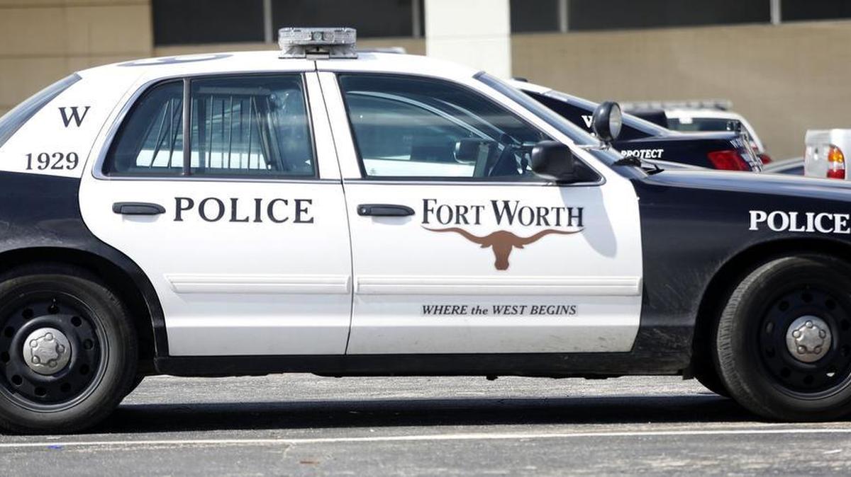 Police are investigating the death of a man who drowned in a southwest Fort Worth pond on Sunday to determine whether it was an accident or suicide, officials said.