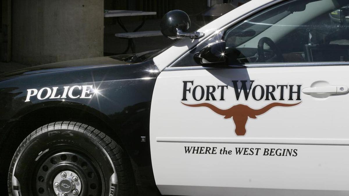 Fort Worth police are investigating a robbery at a Wells Fargo bank on Tuesday.