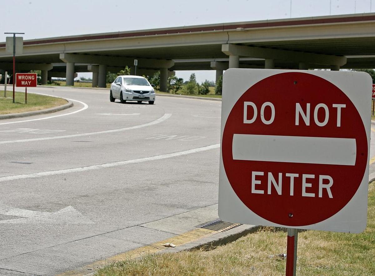 The North Texas Tollway Authority installed lower “Do Not Enter” signs in several spots, including at an off ramp near the President George Bush Turnpike and Luna Road in Carrollton, in 2015.