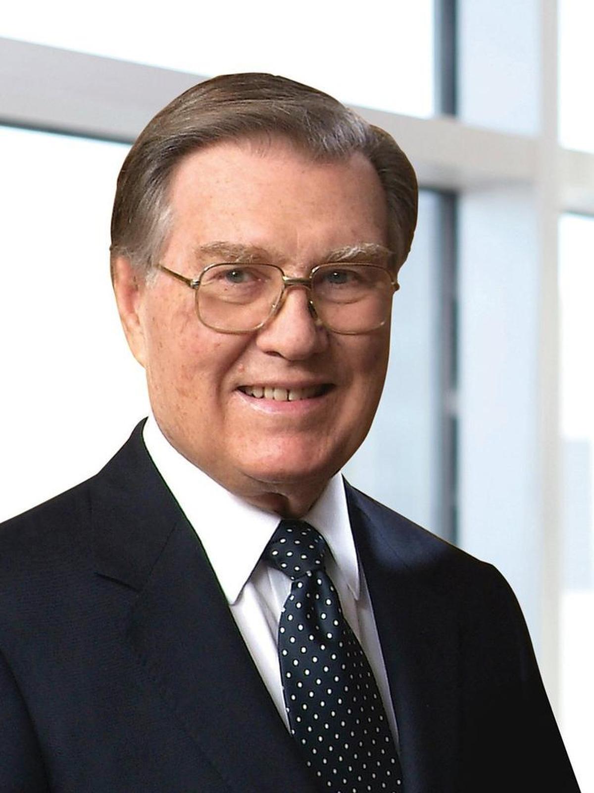 Dee J. Kelly