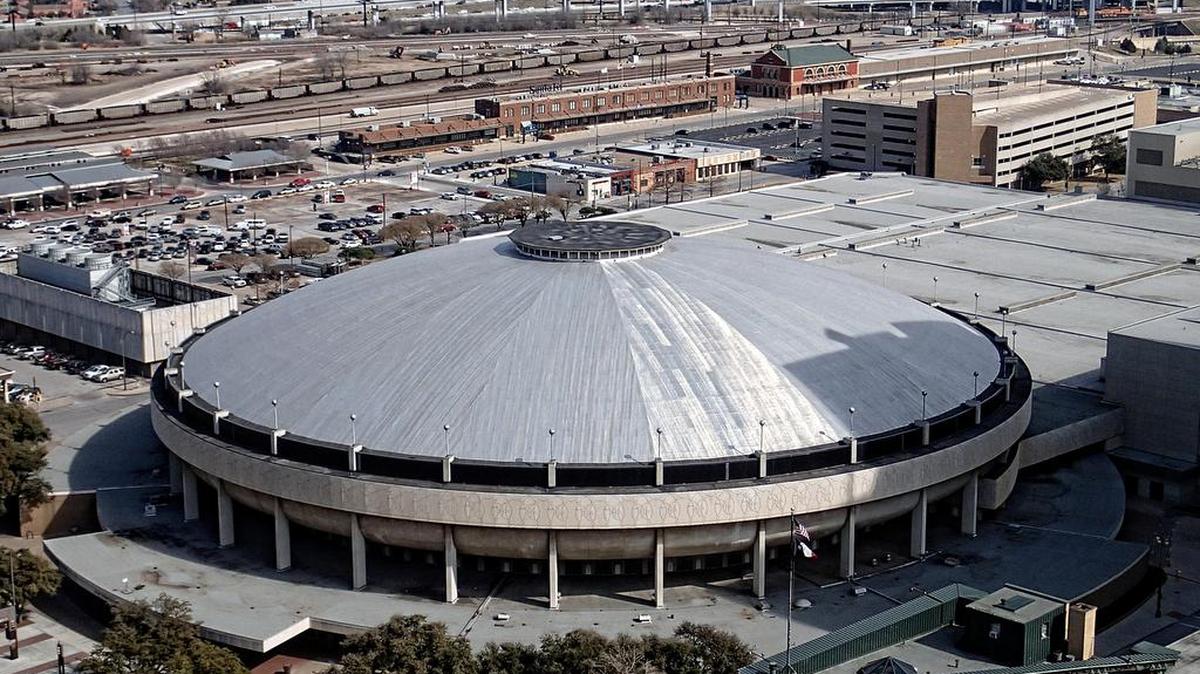 City officials want to tear down the north portion of the Fort Worth Convention Center for an expansion.