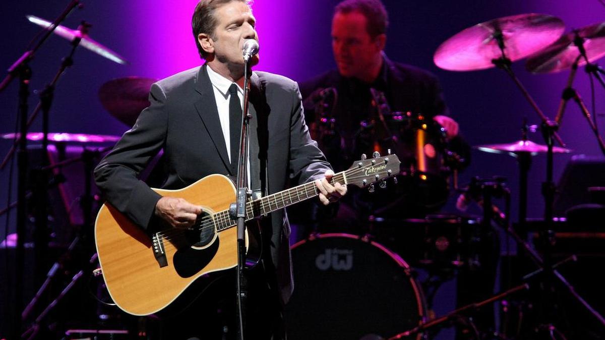 File: Glenn Frey and The Eagles play at American Airlines Center in 2008. (Special to the Star-Telegram/Rachel Parker)