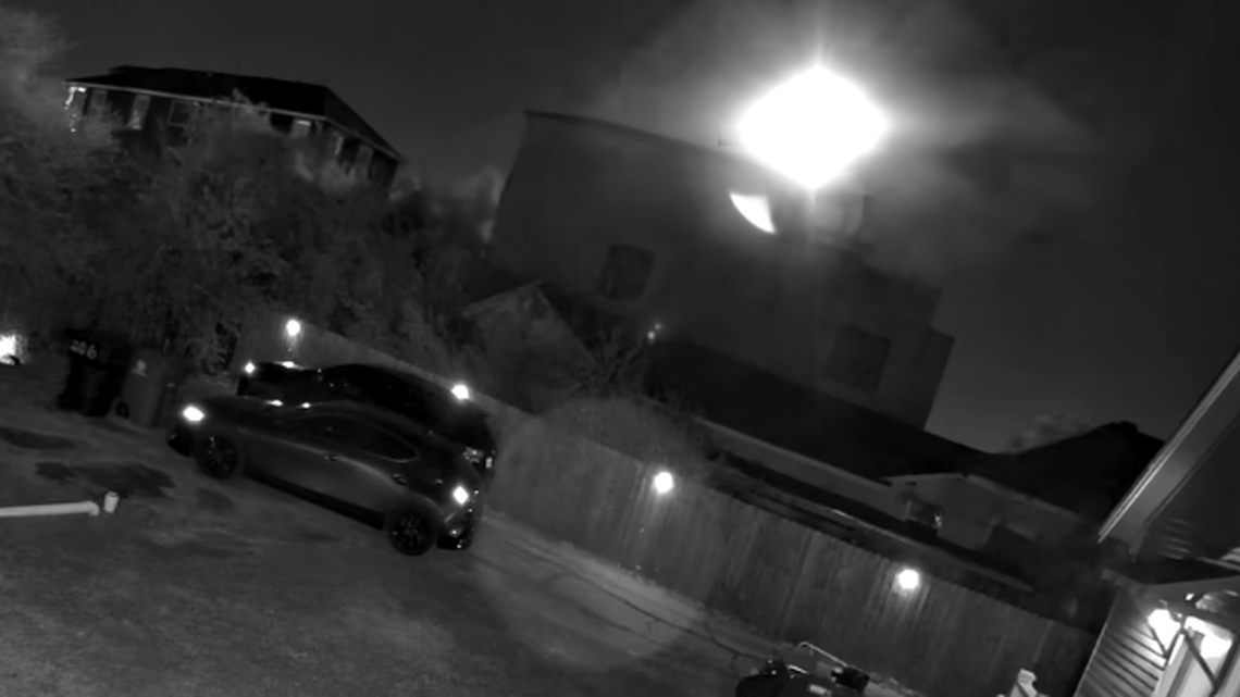 Video shows fireball fill part of the sky after the helicopter struck a radio tower.