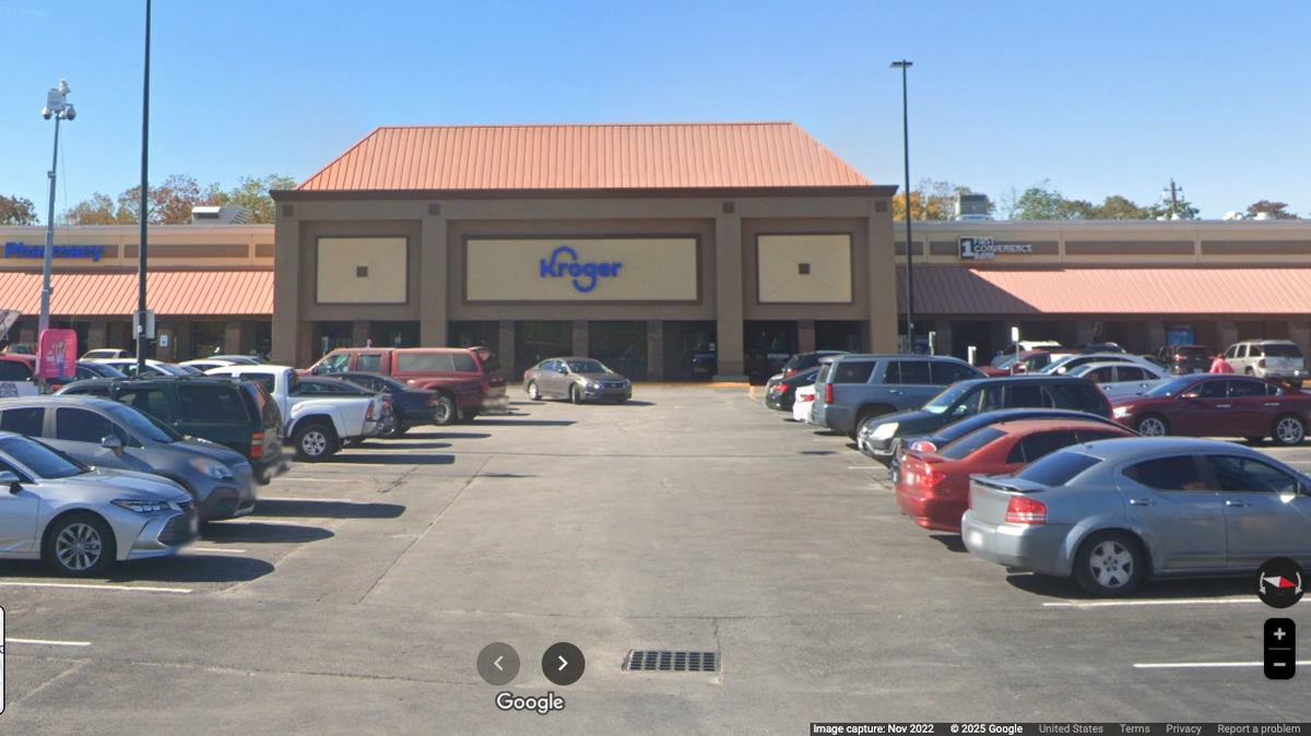 A woman left five children in a hot car while shopping in Kroger, police say.