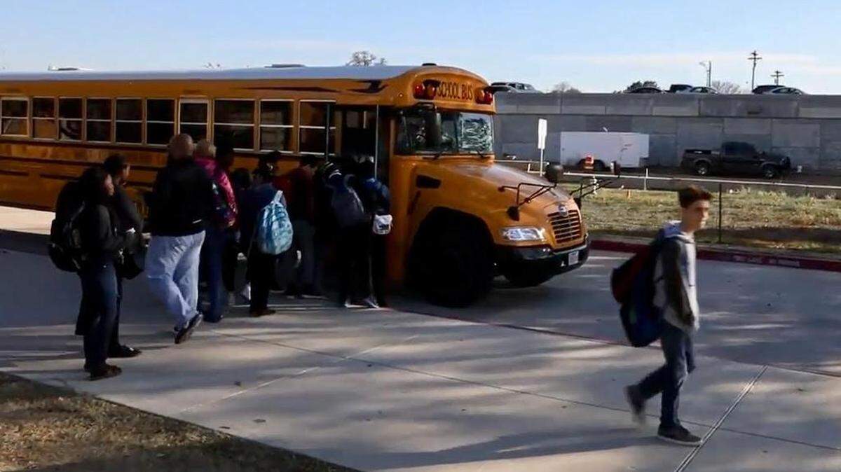 Hurst Junior High's main entrance is on Airport Freeway. A 2018 bond issue would move it.