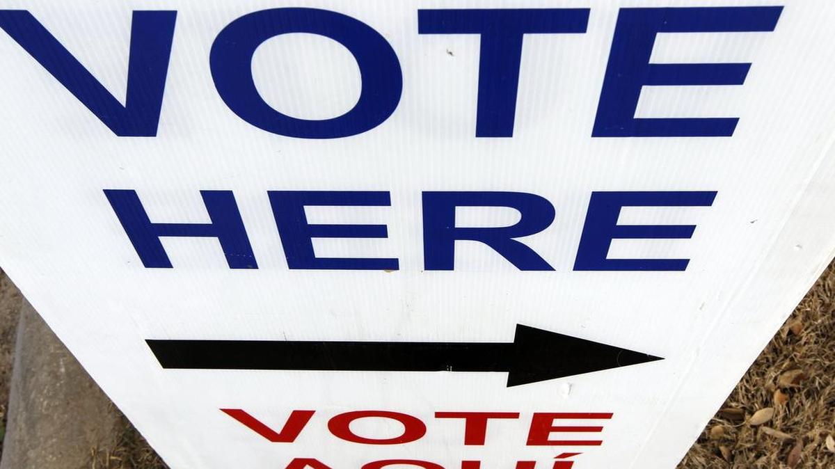 Signs will direct voters to polling sites.