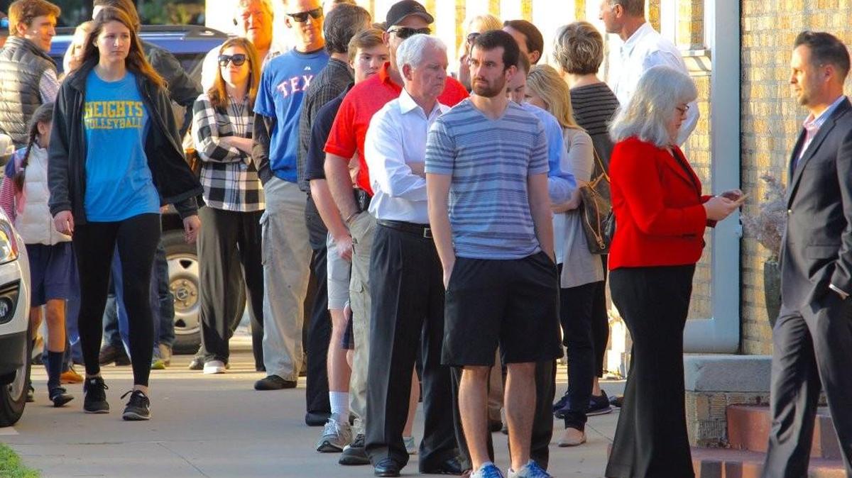 The line was to the parking lot early at North Hi Mount Elementary School in Fort Worth Tuesday.