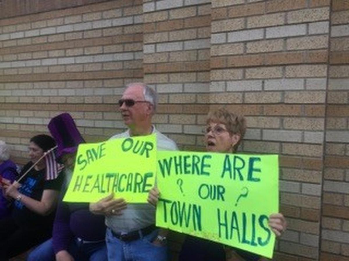 Earlier this year, protesters lined the sidewalk across the street from the Omni Hotel, hoping to gain the attention of Republicans inside who were attending the Tarrant County Lincoln Day Dinner. Many hoped congressional leaders would call town hall meetings. This was Feb. 18, 2017.