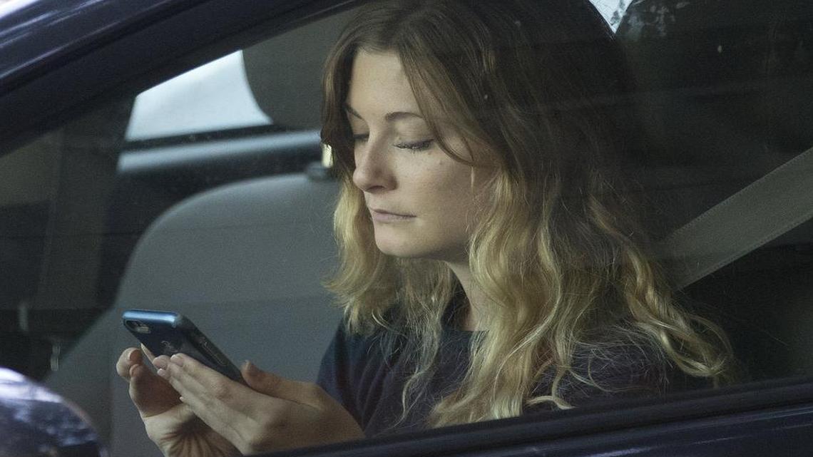 Drivers in Texas and across the country use mobile phones while sitting in traffic or driving.