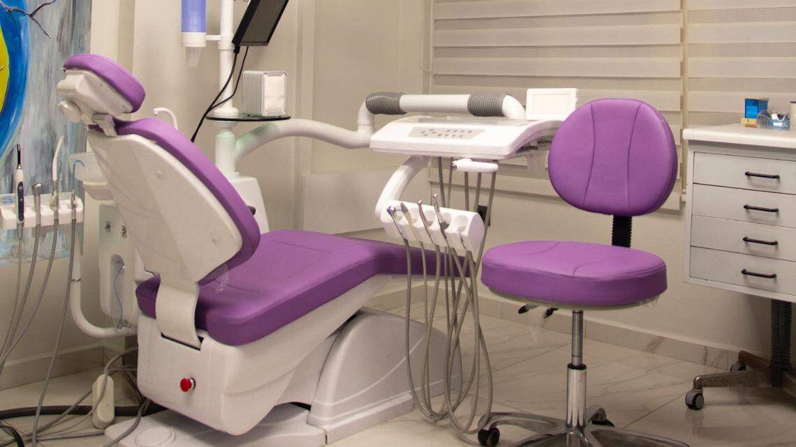 File photo of a dentist exam room. A former Texas dentist was recently sentenced to probation after being convicted of recklessly causing serious bodily injury to a child by omission.