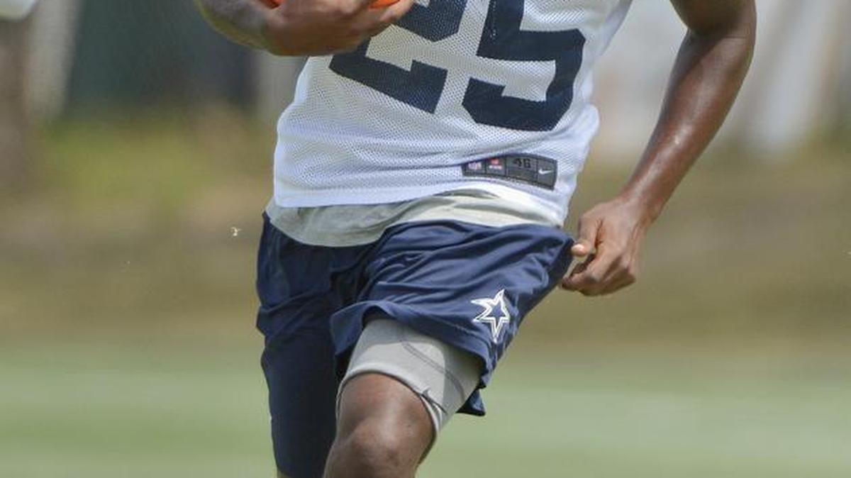 
Dallas Cowboys running back Lance Dunbar left New Orleans during Hurricane Katrina and ended up at Haltom High School. 
