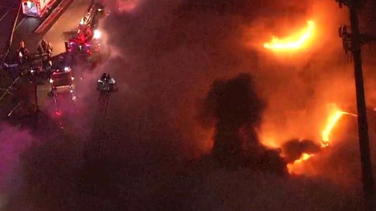 San Antonio firefighters battle blaze that left one dead at shopping center late Thursday.