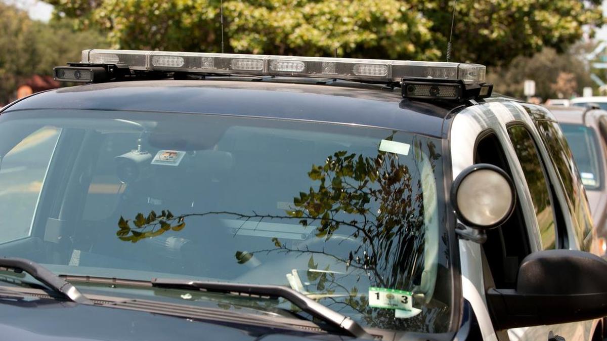 License plate readers check for warrants, but who keeps the info?