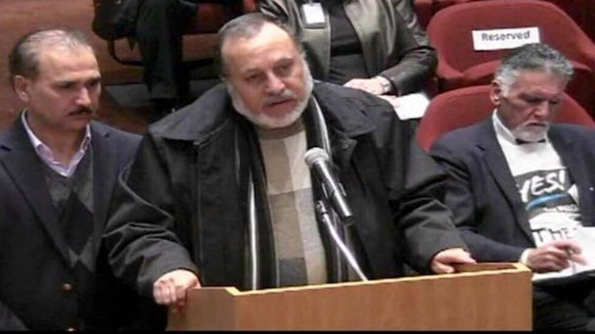 
Imam Moujahed Bakhach of Fort Worth thanked Dallas County Judge Clay Jenkins on Tuesday and praised Fort Worth for including Muslims in the Stock Show and other events. 
