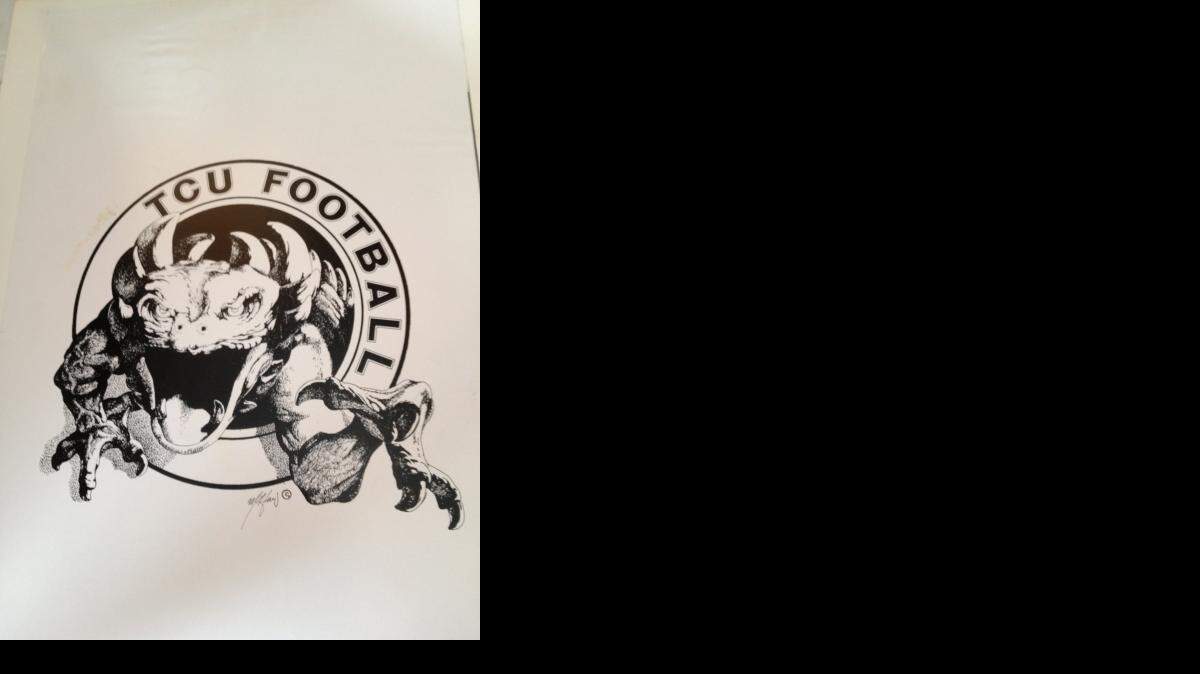 
This 1970s TCU logo by tackle Marshall Harris pre-dates the Horned Frog hand sign.
