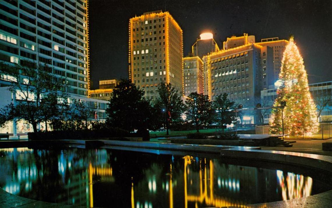 In the 1960s and 1970s, downtown Fort Worth was outlined in amber lights and the downtown Christmas tree was in Burnett Park. The text of this picture postcard describes a “Dazzling Annual Festival of Light,” “unsurpassed in the nation.” (The white light in the middle at top is from a revolving digital clock atop an old bank tower.)