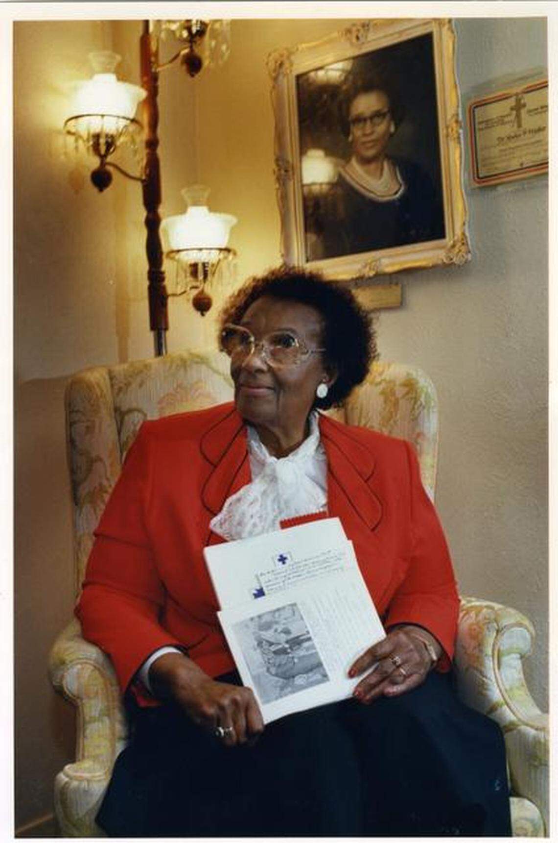 The late Christian author Vada Felder, seen in this 1989 photo, hosted a barbecue for Rev. King and he slept upstairs.