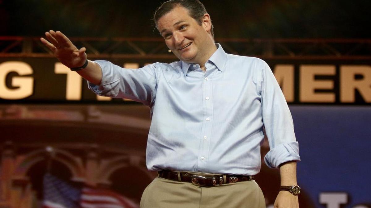 
In a year for outsiders, is Ted Cruz suddenly too close to Washington?
