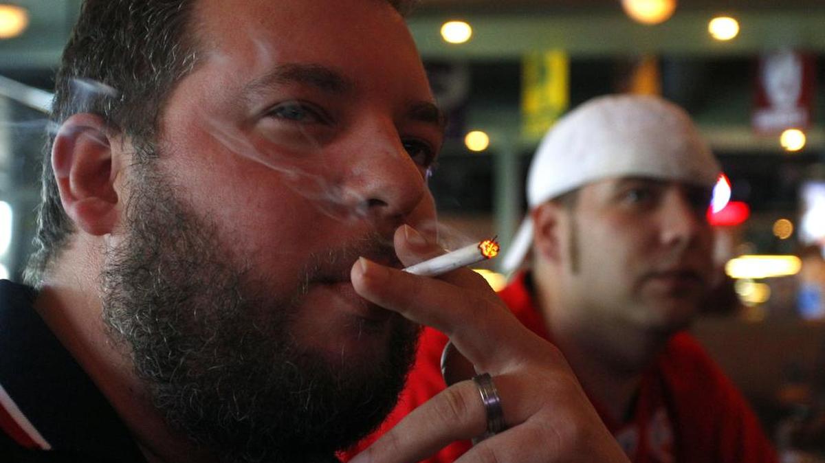 Smoking would be banned in all Arlington public and private areas that are accessible to the public or “a substantial group of the public” under restrictions tentatively approved by the City Council.