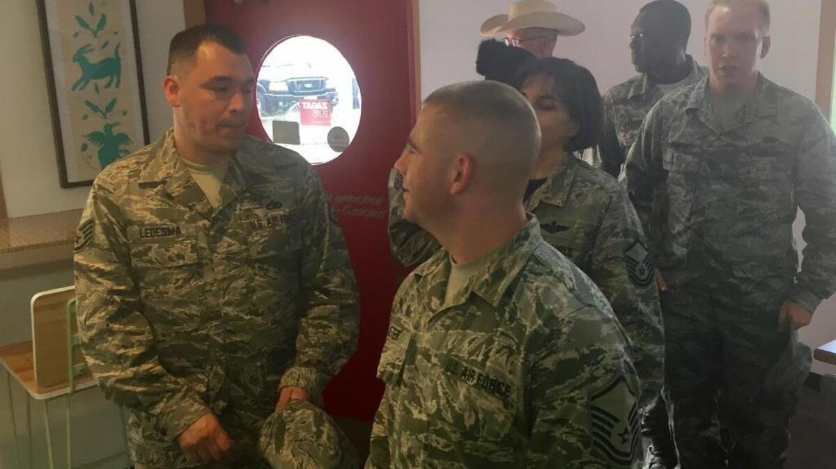 Guard members lined up for tacos at a new Salsa Limón near Naval Air Station Fort Worth before deployment to the Gulf Coast.