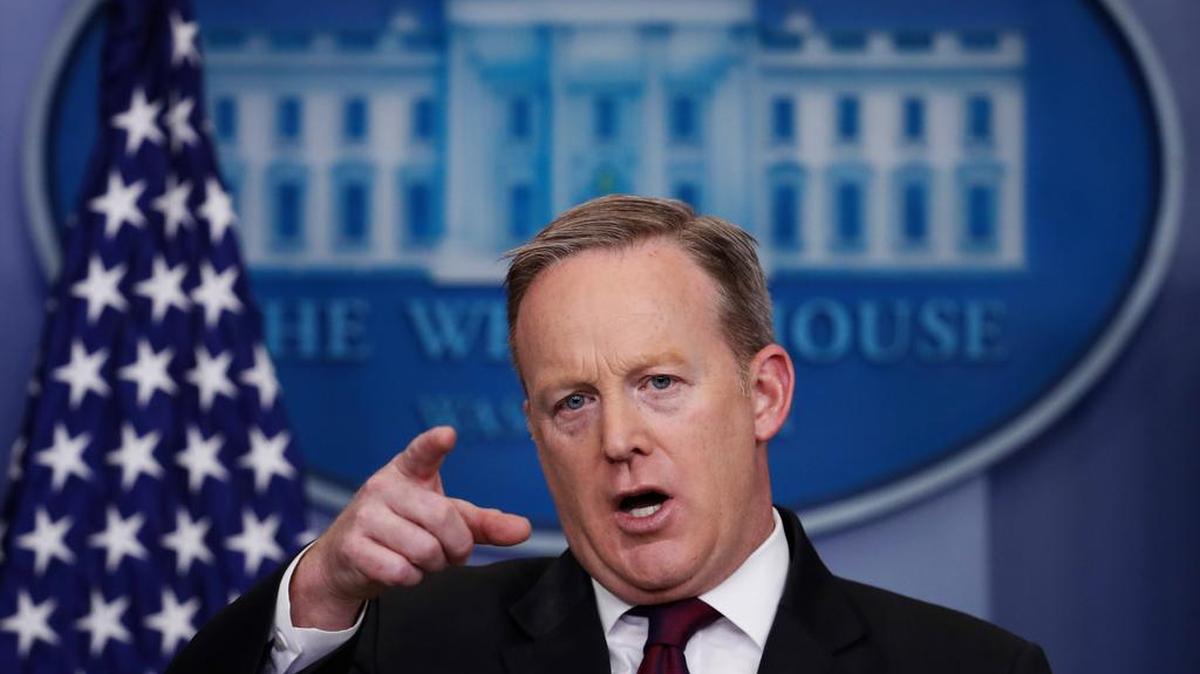 White House press secretary Sean Spicer convened a meeting with reporters Friday but wouldn’t let some news organizations attend.