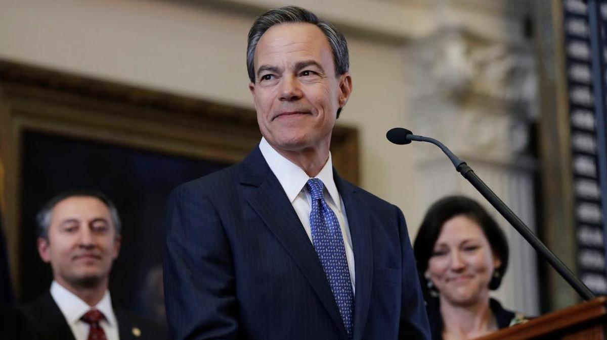State Rep. Joe Straus, R-San Antonio, presides as speaker of the Texas House of Representatives.