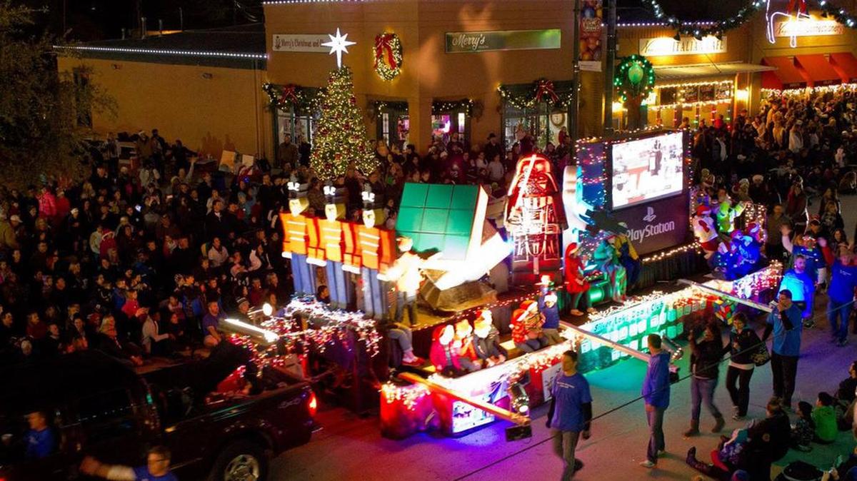 A Christmas parade is no place to lob a not-so-clever F-bomb at the president.
