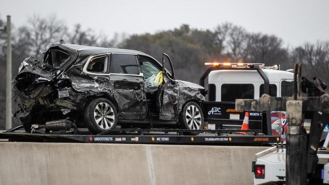 911 calls reveal fear, urgency in Fort Worth I-35 pileup. ‘I’m underneath an 18-wheeler’