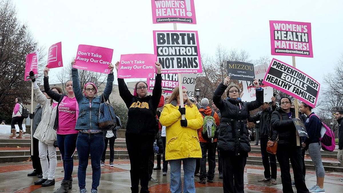 Protestors begin gathering at the Speaker's Circle on the University of Missouri Columbia campus Monday, Nov. 30, 2015, to protest the unviersity's decision to sever ties with Planned Parenthood of Kansas and Mid-Missouri.