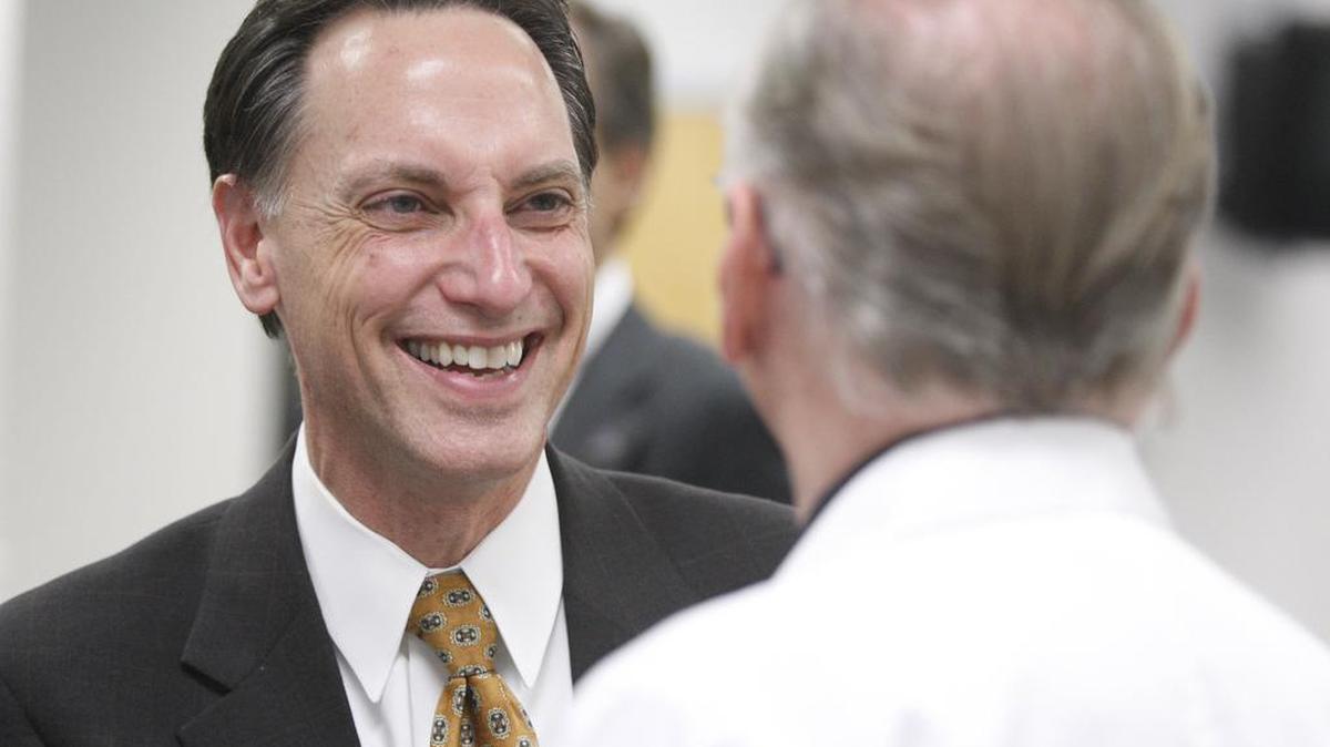 Three cheers for JPS Hospital’s Robert Earley
