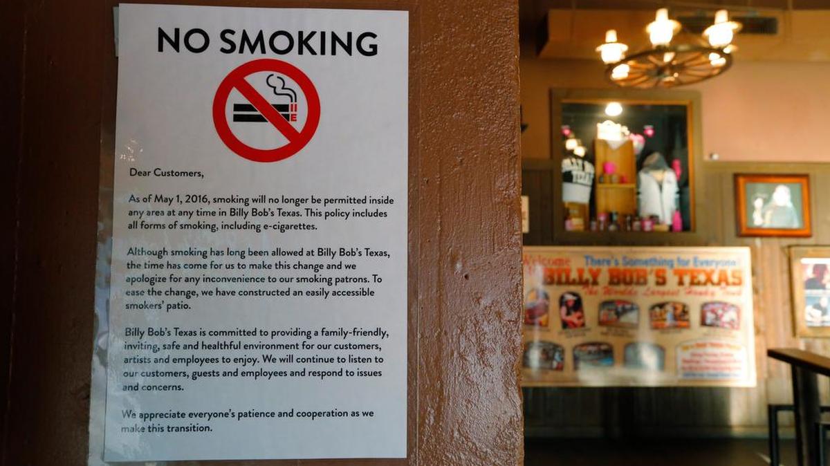Billy Bob's Texas has opened a new smoking patio and will prohibit smoking in May, Wednesday, April 27, 2016.