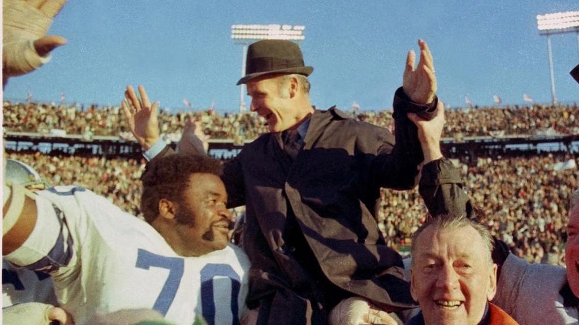 Dallas Cowboys coach Tom Landry was considered a role model by many people.