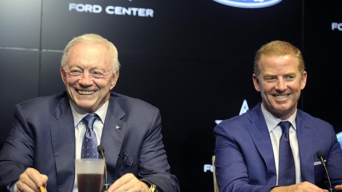 Jerry Jones and head coach Jason Garrett can’t afford another mediocre season.