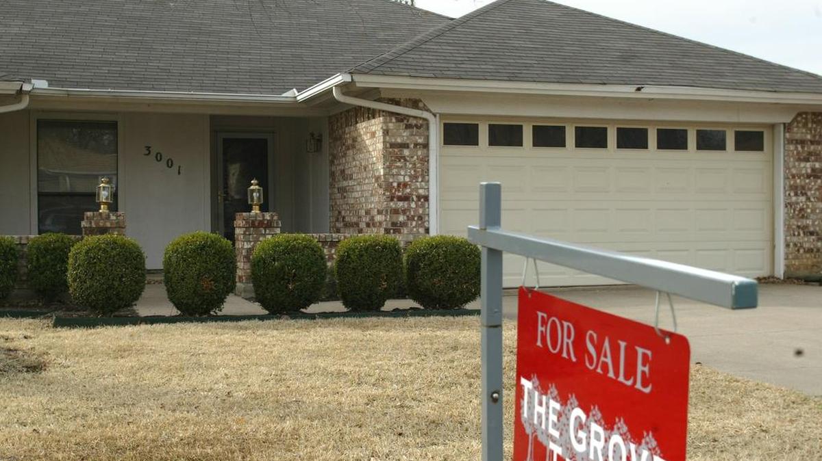 Once buyers find their dream home, they learn when they go to close the deal that there’s no competition on rates for title insurance in Texas.