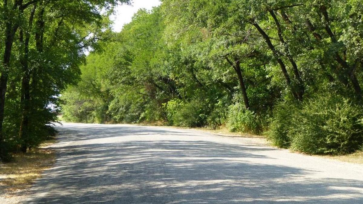 Oakhurst Scenic Drive north of Yucca Ave. in Fort Worth.