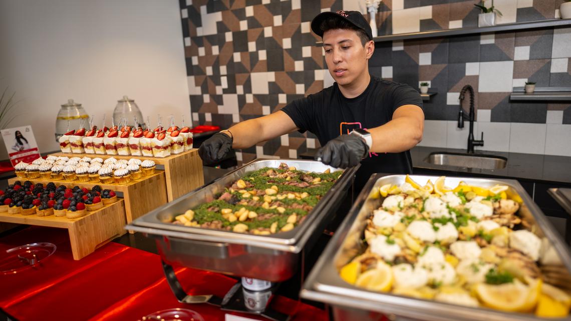 HUNGRY Merges with Canada's hungerhub to Form Scaled Cross-Border Workplace Food Platform 