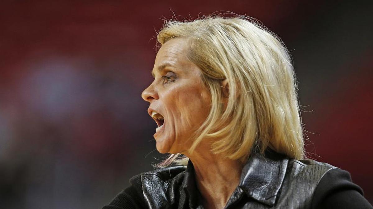Baylor coach Kim Mulkey leads the Lady Bears against visiting Texas at 7 p.m. Monday on FS1. Baylor, ranked No. 2 nationally behind Connecticut, is tied with Texas atop the Big 12 women’s basketball standings. Each team is 12-0.