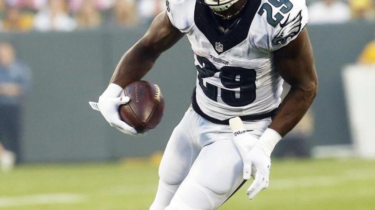 
DeMarco Murray plays for the Eagles now, and the Cowboys insist they’ve moved on from him, too.
