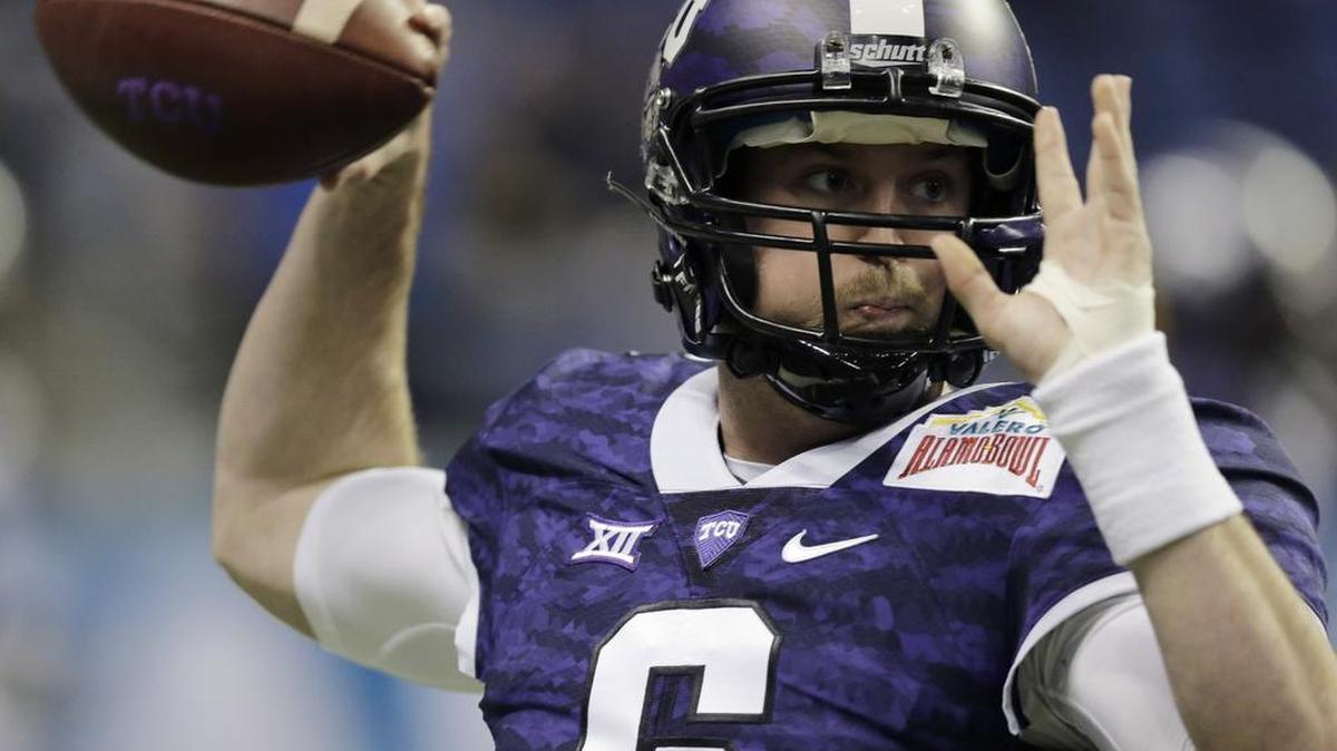 TCU quarterback Bram Kohlhausen throws in warmups for the start of the Alamo Bowl. He got his second start for the Horned Frogs, but couldn’t produce points on the first six possessions as Oregon ran out to a 31-0 lead.