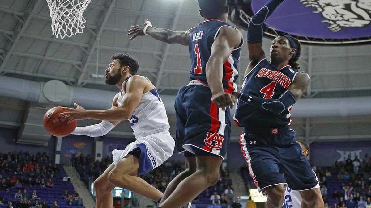 Alex Robinson and TCU look to break a four-game losing streak when they visit Kansas State on Wednesday.