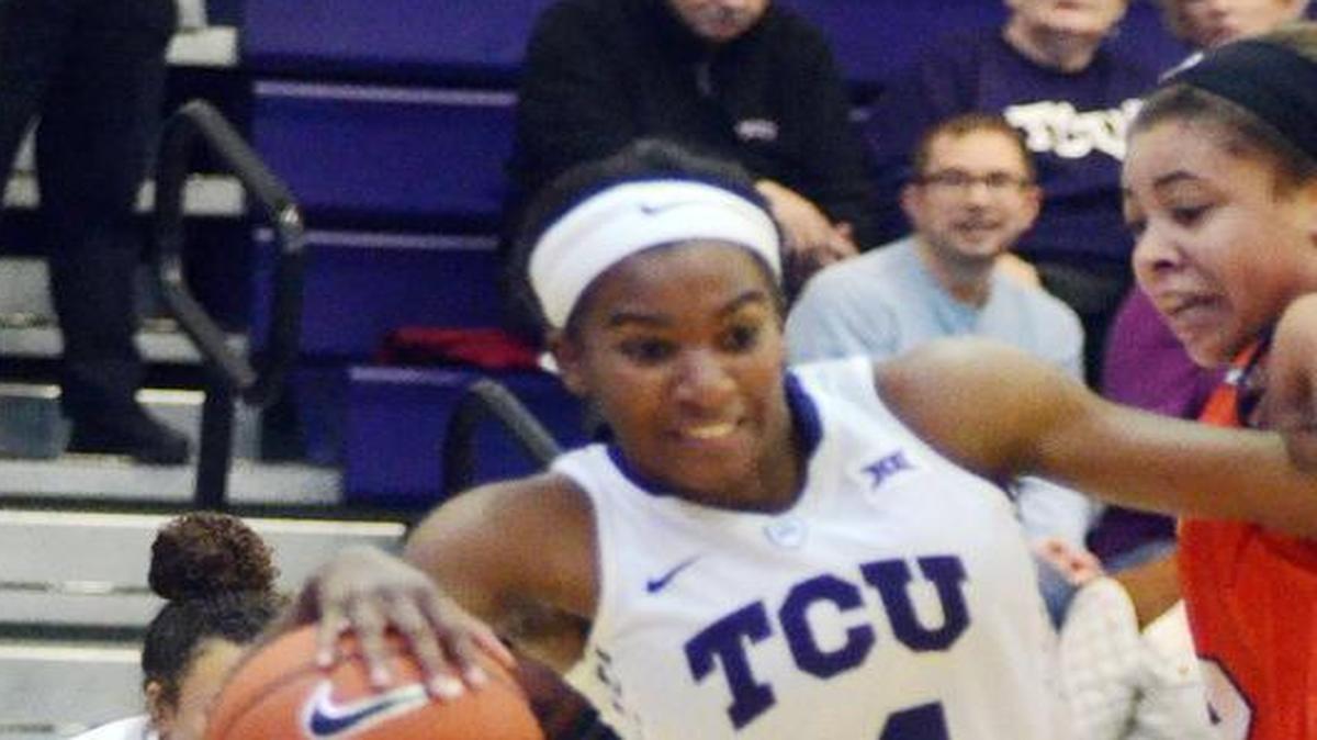 TCU senior guard Zahna Medley had a season-high 31 points and seven rebounds Saturday afternoon against Nichele Hyman and UT Rio Grande Valley.
