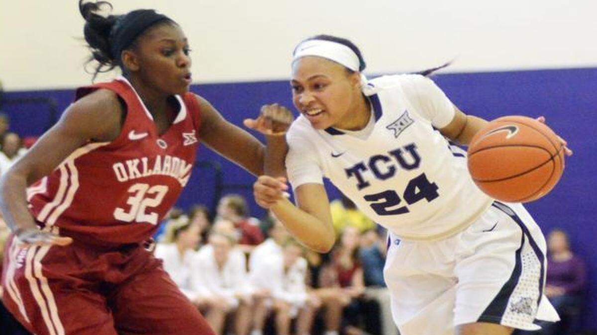 
TCU’s Natalie Ventress, right, driving against Oklahoma’s Lanesia Williams, is on the cusp of averaging in double figures for four straight seasons. 

