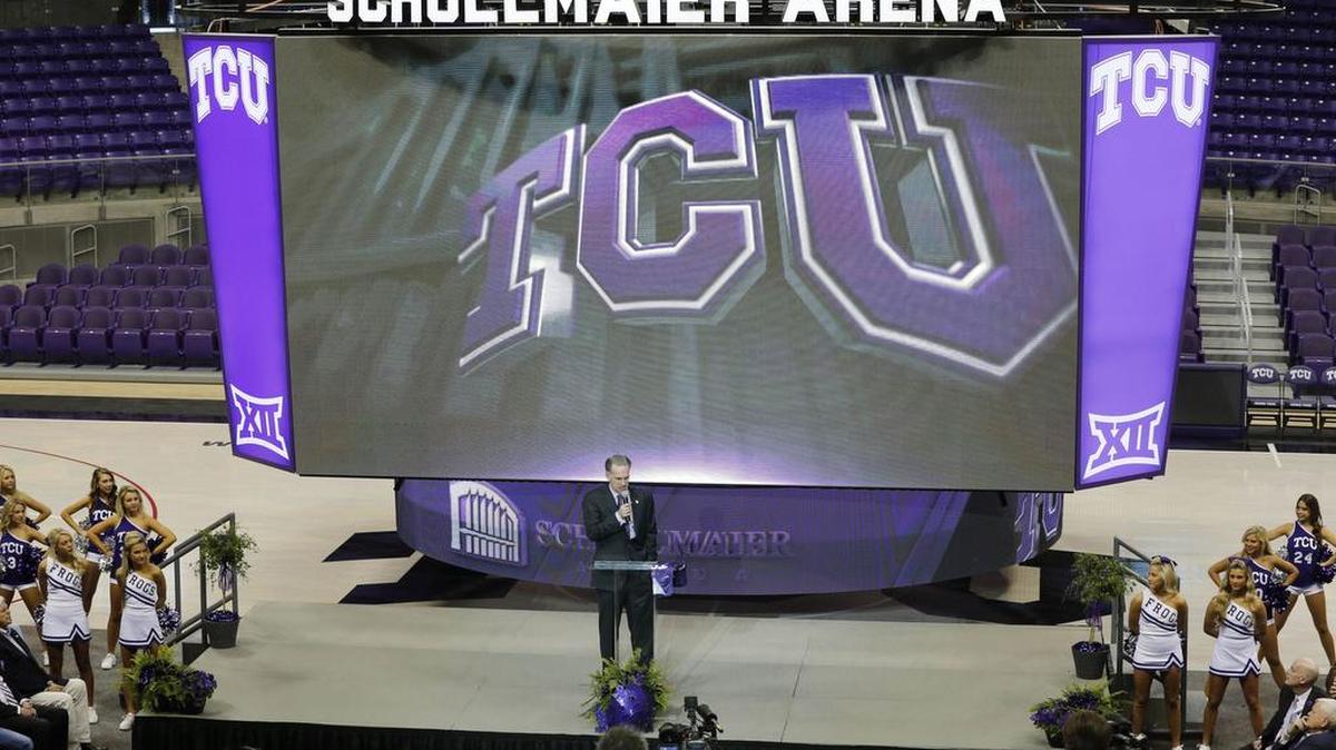 New TCU Horned Frogs basketball coach Jamie Dixon speaks at an introductory press conference March 22 at Schollmaier Arena.