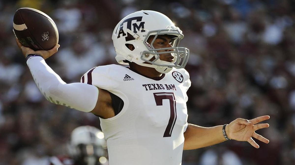 
Former Texas A&M quarterback Kenny Hill has enrolled at TCU. After sitting out the 2015 season, he will have two years of eligibility remaining.


