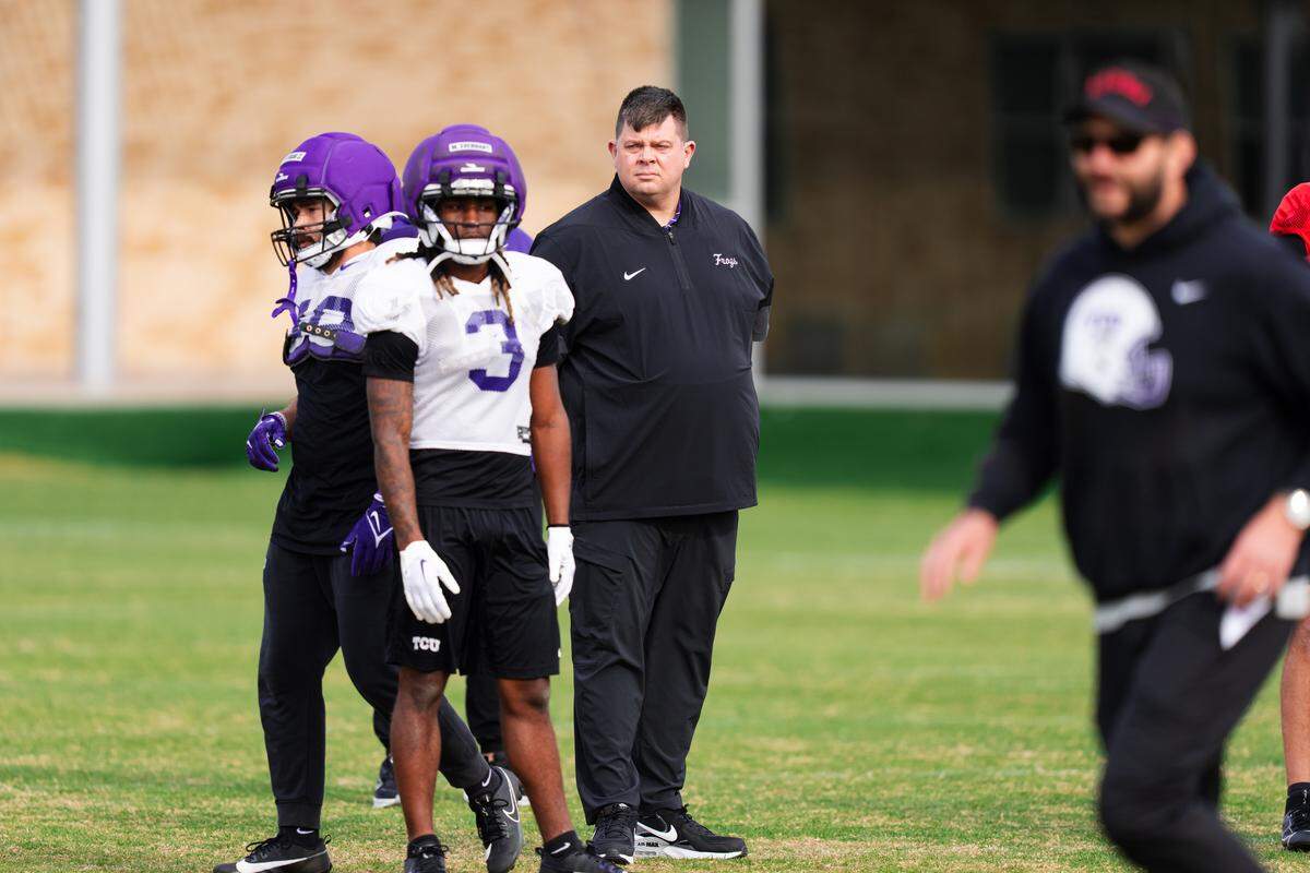 New TCU offensive coordinator Gordon Sammis at practice Tuesday in Fort Worth.