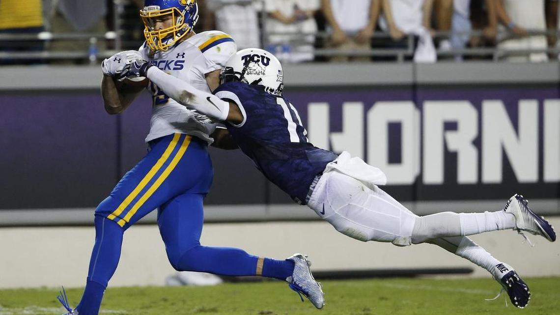 South Dakota State Jackrabbits wide receiver Jake Wieneke (19) scores on this pass play with 49 seconds in the second quarter.
