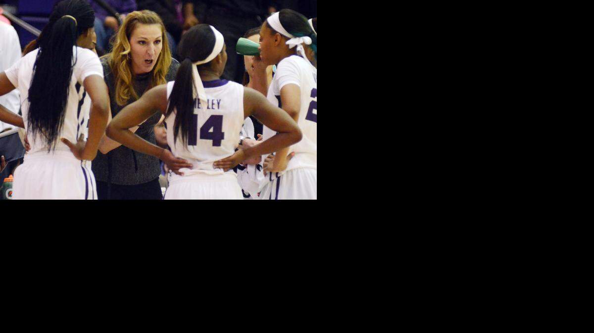 
TCU coach Raegan Pebley, center, has made a smooth transition after long-time coach Jeff Mittie left for Kansas State right before last season’s WNIT opener.


