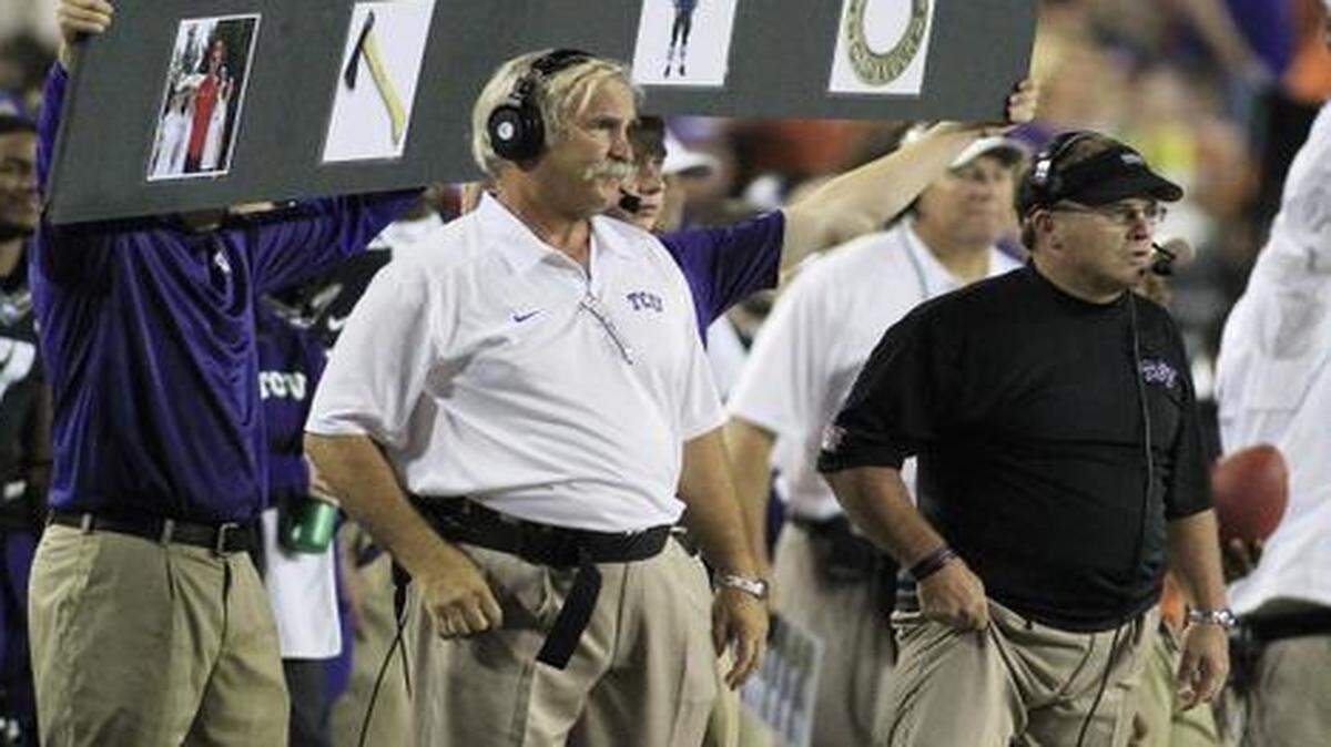 
TCU defensive coordinator Dick Bumpas on the sideline in a 2013 game. He said the Baylor loss for the Horned Frogs this year came down to facing so many plays.
