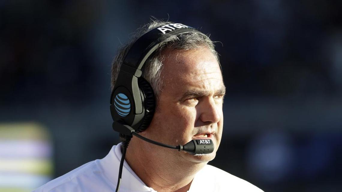 California head coach Sonny Dykes instructs from the sideline during the second half of a game against Utah on Oct. 1, 2016, in Berkeley, Calif.