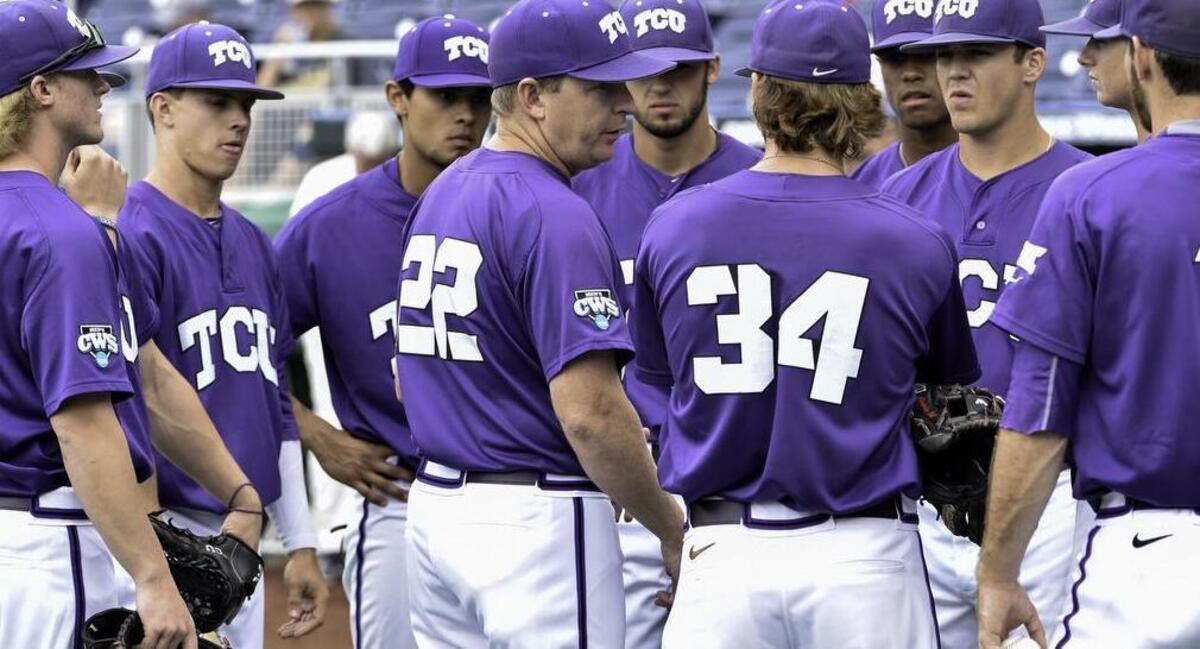 
TCU coach Jim Schlossnagle talks to his players during practice ahead of their opening game at the College World Series last season. The Horned Frogs, who went 2-2 in Omaha to finish a 51-15 season, scrimmaged Abilene Christian on Sunday to get a head start on 2016.
